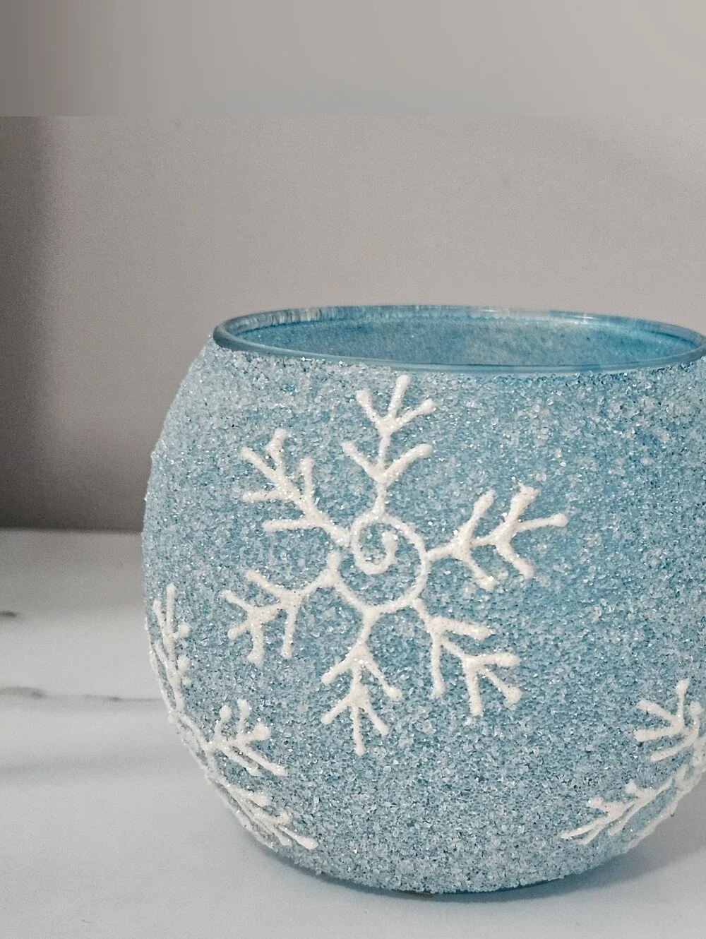 Sips, Snowflakes, & Self Care 4-Piece Holiday Bundle - Picture 7 of 9